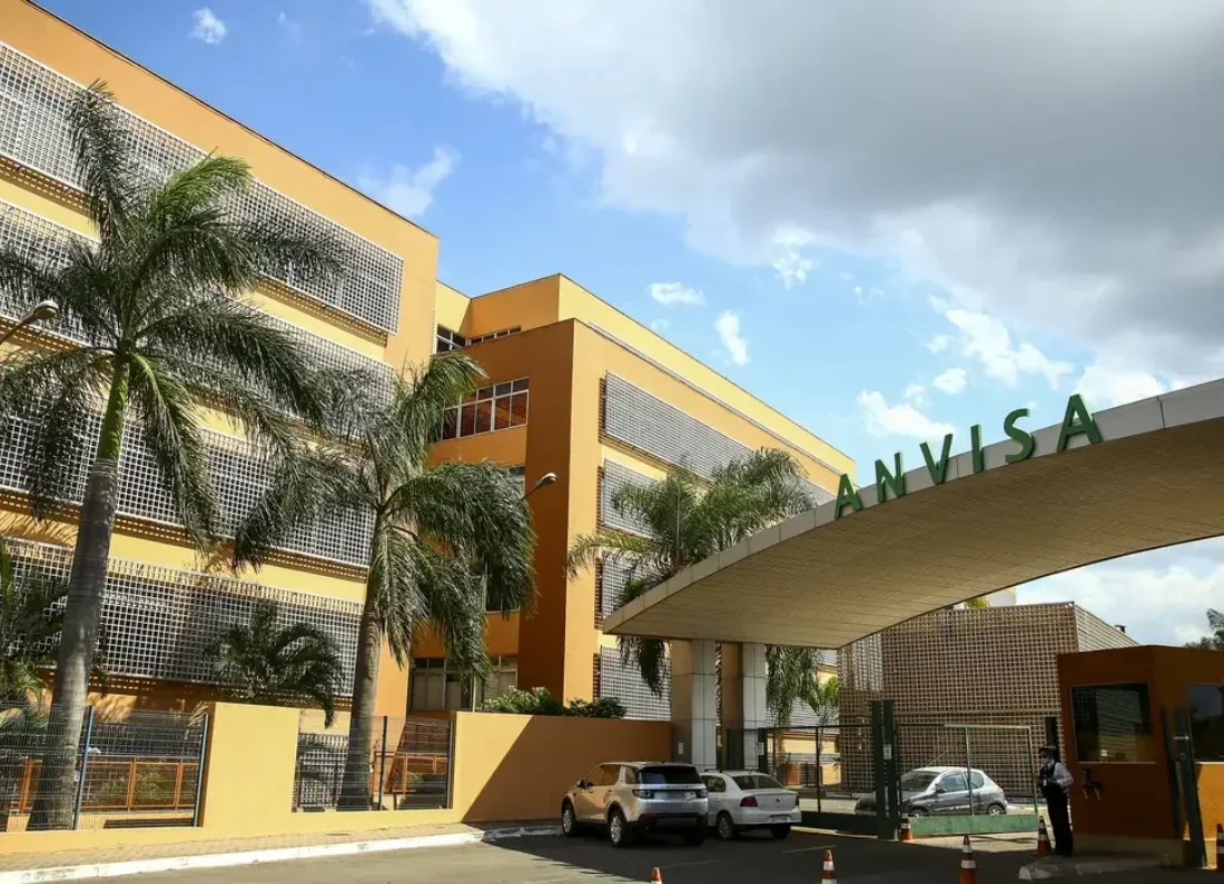Anvisa amplia validade do implante contraceptivo para cinco anos no Brasil