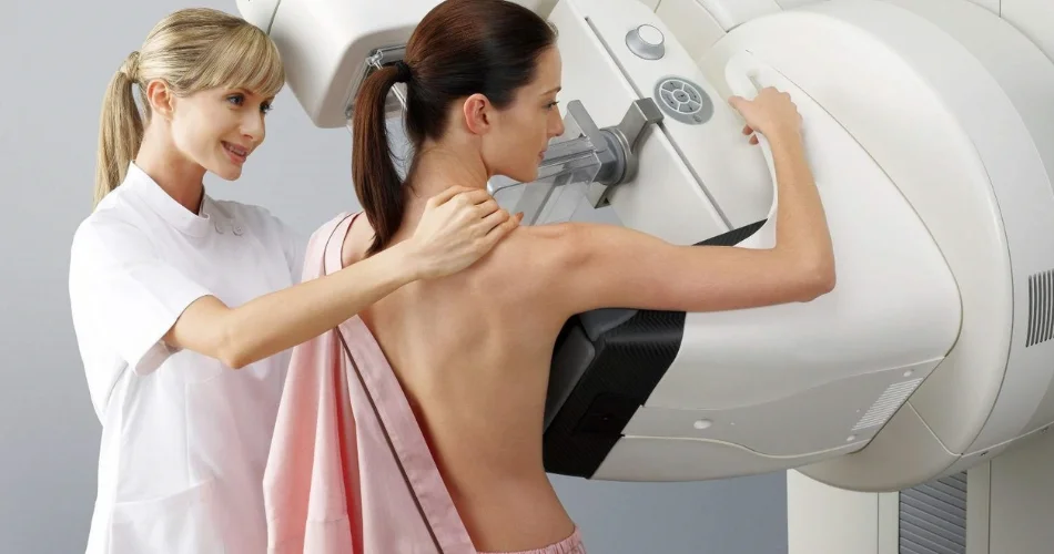 Entidades médicas lançam guia para evitar recusa de mamografia digital por planos de saúde