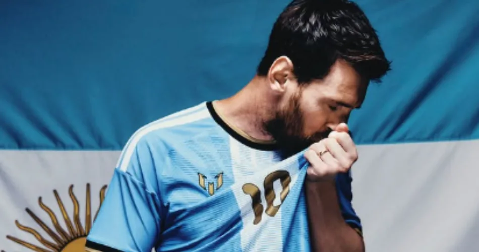 Lionel Messi se despede da seleção argentina com gol e vitória no Monumental de Nuñez
